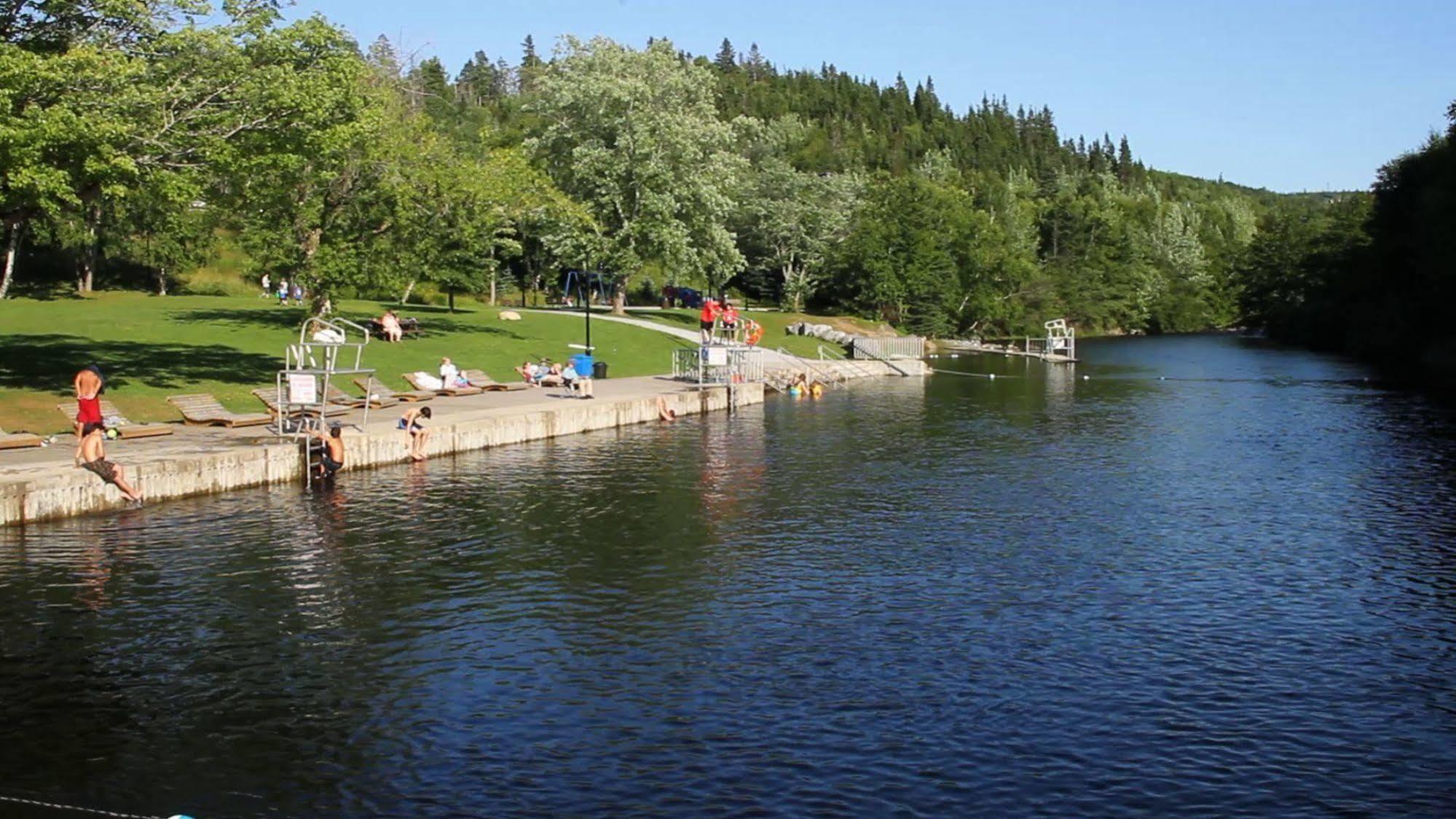Grenfell Campus Summer Accommodations Corner Brook Exterior foto